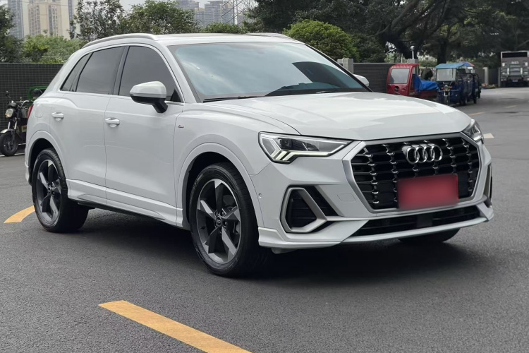 Audi Q3 2023 35 TFSI S line