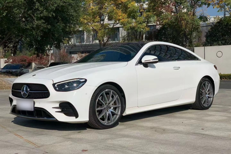 2023 Mercedes-Benz E260 Coupe