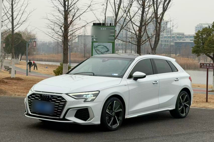 2022 Audi A3L Limousine 35 TFSI S line