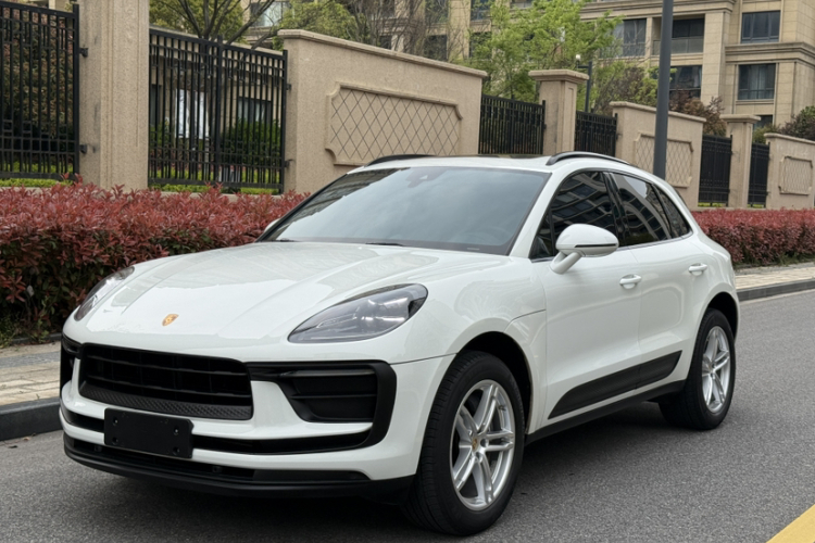 2024 Porsche Macan 2.0T