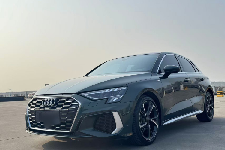 Audi A3 2022 Sportback 35 TFSI Fashion Sport