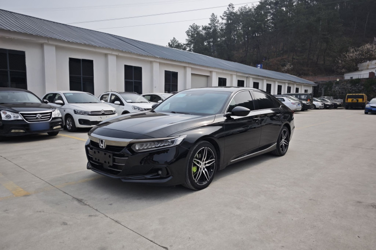 Honda Accord 2022 260TURBO Night Premium