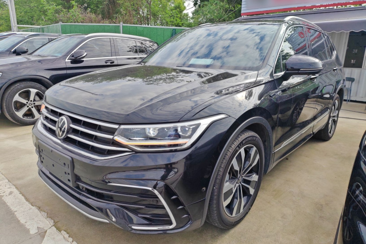 VW Tiguan L 2024 330TSI FWD R-Line Premium