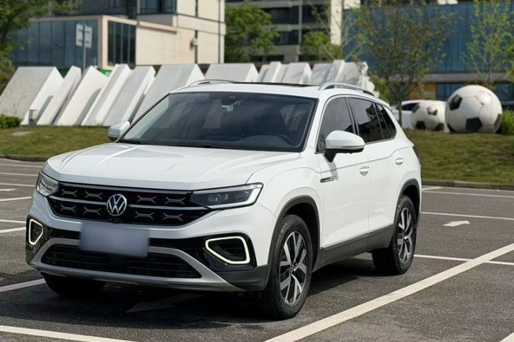 Volkswagen Tayron 2024 300TSI FWD Highline Plus Enhanced Edition