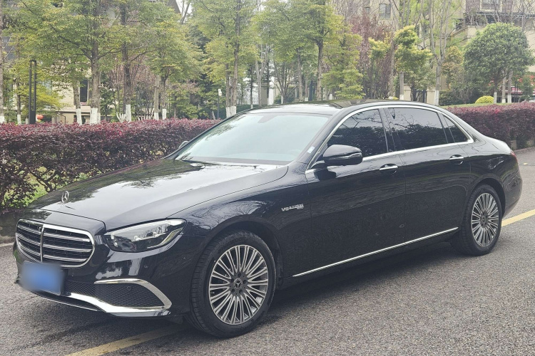 2023 Mercedes-Benz E 300 L Luxury