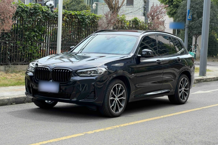 2023 BMW X3 xDrive30i Leading M Shadowline