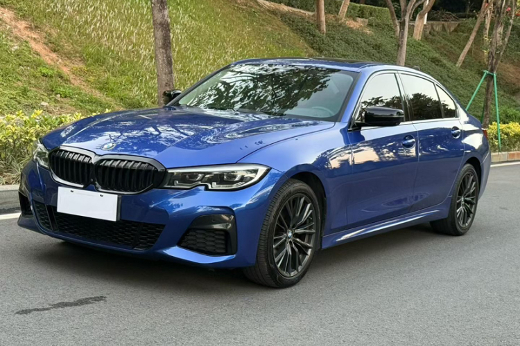 2021 BMW 325Li M Sport Shadowline