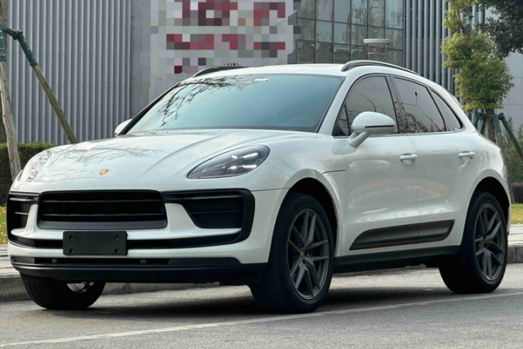 2023 Porsche Macan
