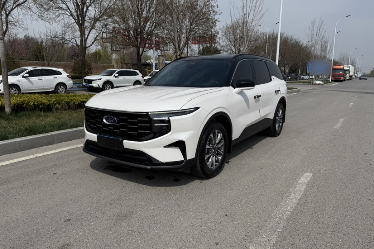 2023 Ford Edge L 2.0T 2WD 7-Seater Luxury